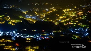 Bak Kunang-kunang, Ini Lampu Kebun Bawang di Sulawesi Lho