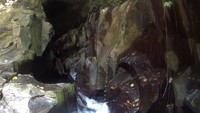 Tampak Depan Goa Rangreng
