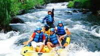 Rafting di Telaga Waja (Ferdi - dTraveler)