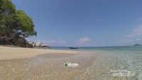Pantai berpasir di Pulau Tukong Kik May