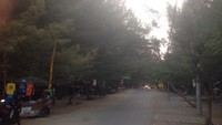Jalan menuju ke pantai