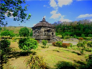Banyunibo, Candi Tersembunyi di Tengah Sawah & Ladang Tebu