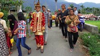 Pengantin pria yang akan menjemput mempelai wanita