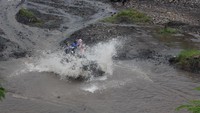 Harus siap basah - basahan disini
