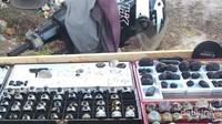 Batu Meteor khas Belitung sebagai koleksi batu akik