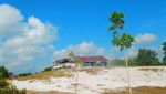 Batu-batu Raksasa di Pantai Laskar Pelangi