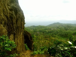 Bebatuan Unik di Gunung Api Purba, Yogyakarta