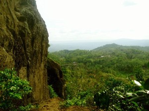 Bebatuan Unik di Gunung Api Purba, Yogyakarta