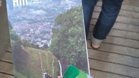 Kita bisa naik tram sampai di Penang Hill, seru!