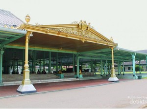 Begini Isi Keraton Mangkunegaran & Rumah Soeharto di Solo