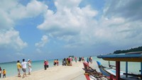 Si pulau ajaib, pulau pasir