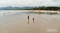 Digadang gadang menjadi salah satu pantai terindah di Jawa Timur