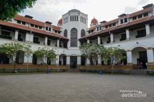 Begini Keunikan Lawang Sewu yang Kerap Jadi Spot Foto Pengunjung