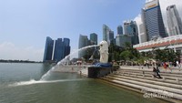 Pencakar Langit sebagai latar belakang Marlion