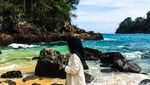Begini Pesona Alami Pantai Batu dan Teluk Ijo Banyuwangi