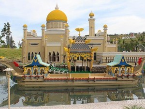 Begini Serunya Bermain di Legoland, Malaysia
