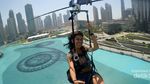 Begini Serunya Main Flying Fox di Antara Gedung Bertingkat Dubai