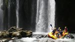 Begini Serunya Rafting di Sungai Pekalen, Jatim