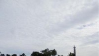 Mercusuar yang ada di perbatasan