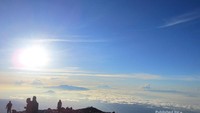 Mahameru, puncak abadi para dewa