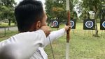 Belajar Memanah di Candi Prambanan, Bisa!
