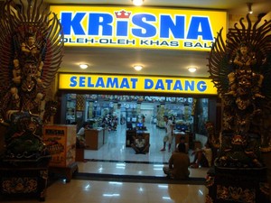 Belanja Oleh-Oleh 24 Jam di Krisna, Bali