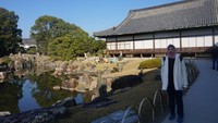 Ninomaru Garden yang diredesain oleh Kobori Enshu, komisaris kerja untuk kunjungan Kaisar tahun 1626