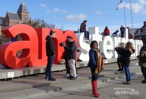 Belum Sah ke Amsterdam, Kalau Belum Foto di Sini