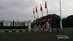 Berakhir Pekan di Jakarta, Asyiknya Nonton Pergantian Paspampres