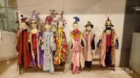 Boneka dari warga tiongkok
