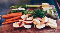 Melaukan kegiatan memasak.Sumber; Pixabay.com