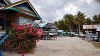 Perkampungan suku bugis mandar Pulau Popoongan
