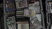 Kaset juga tersedia di Pasar Klithikan