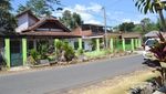 Berburu Batu Akik di Desa Ancaen, Sukabumi