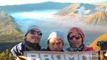 Berburu Golden Sunrise di Puncak Bromo