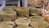 Kue keranjang ini bisa dibeli setiap hari di sana