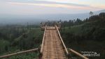 Berburu Sunrise Cantik di Kaki Gunung Sindoro