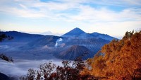 Keindahan Bromo walaupun tanpa sunrise