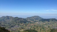 Lanskap dataran tinggi Dieng