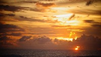 Sunset di Tanjung Layar