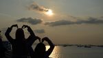 Berburu Sunset di Surabaya North Quay