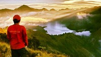 Sagara Anak dari Pelawangan Sembalun
