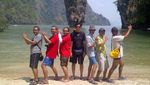 Bergaya Ala James Bond di Pulau James Bond, Thailand