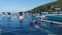 perahu wisatawan