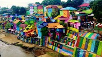 Cantiknya Kampung Warna-warni