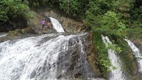 Curug 7 Bidadari (wisata-ungaran.com)