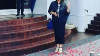 Setiap tamu di Kapal pesiar ini disambut dengan taburan bunga