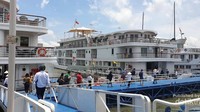 Kapal Pesiar dengan ukuran kecil yang sangat nyaman dan mewah untuk menyusuri Halong Bay