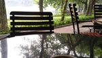 Bersantai di Danau Hoan Kiem Kota Hanoi Nan Damai