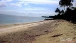 Bersantai di Pantai Pribadi Pasir Panjang Wakatobi